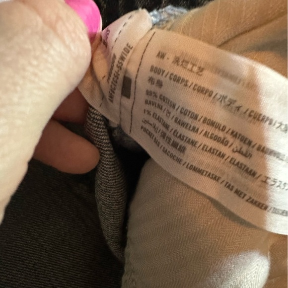 Abercrombie High Rise Mom Shorts blue wash cuff size 22 NWT 36 - Picture 7 of 7